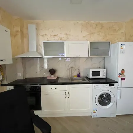 Gold Apartment 4U
